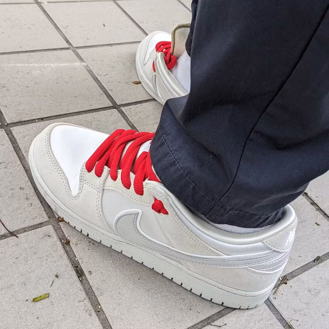 Nike Dunk Low Premium SB 'City of Love Collection - Light Bone' FZ5654-100 Nike Dunk Low Premium SB 'City of Love Collection - Light Bone' FZ5654-100